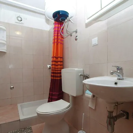 בית נופש House Vinko 1909 *